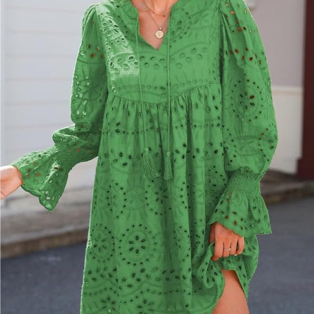 Elegant Green Eyelet Long Sleeve Dress
